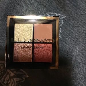 I,LUMINATI EYESHADOW QUAD LUST NWOB